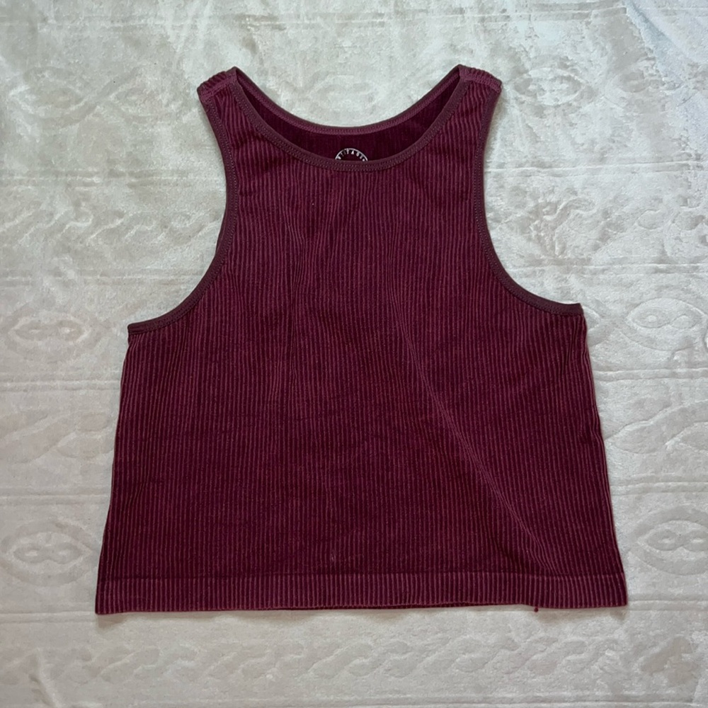 One Step‎ Up seamless cropped tank